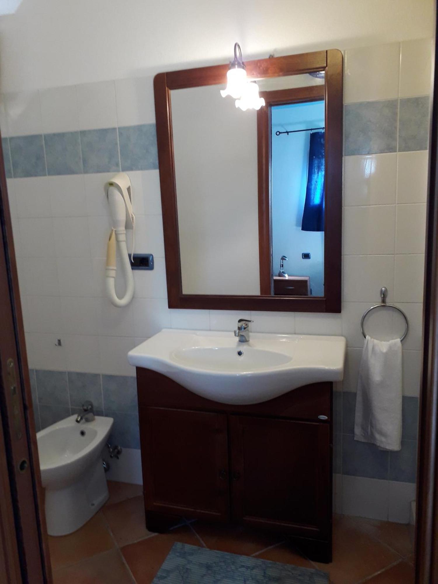 Su Pasu Hotel Tortolì Szoba fotó