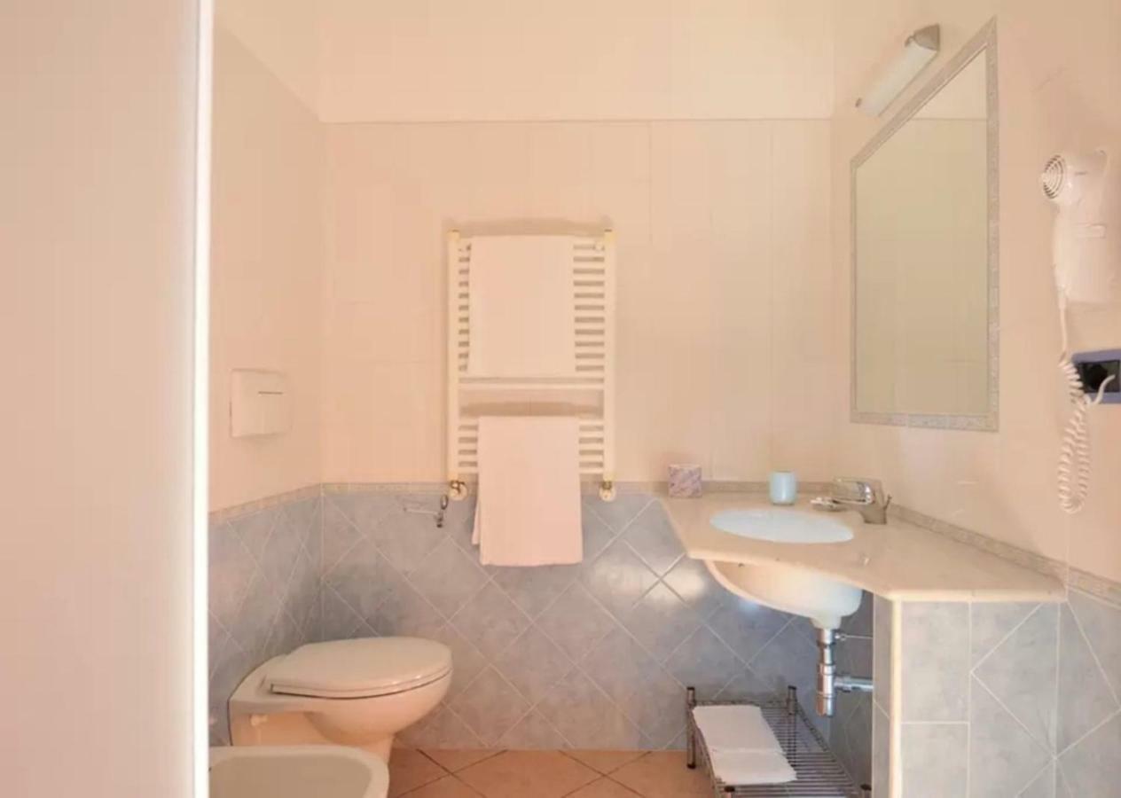 Su Pasu Hotel Tortolì Kültér fotó